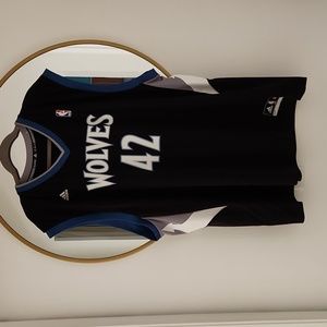 Timberwolves Kevin Love jersey